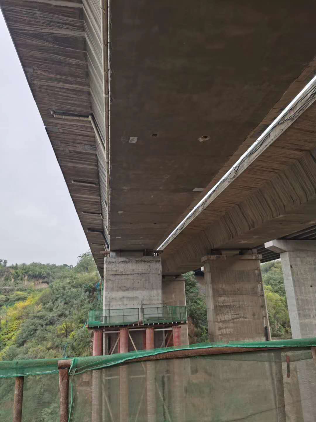 铁岭桥梁加固前制定可行设计方案图并用对施工方法